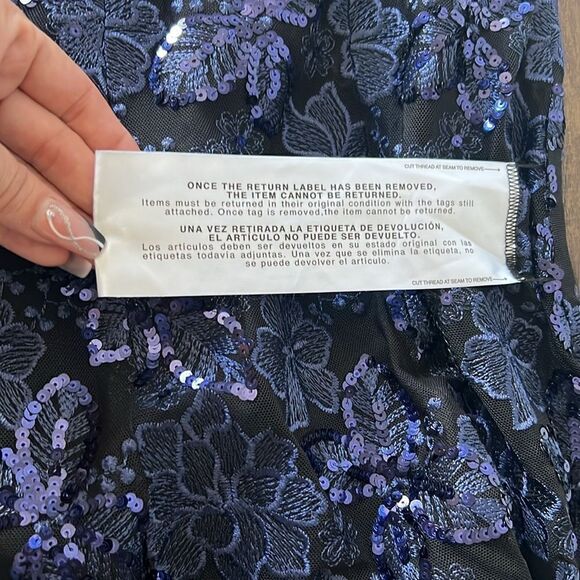 DRESS THE POPULATION Anable Sequin Embroidery Gown - Picture 12 of 14